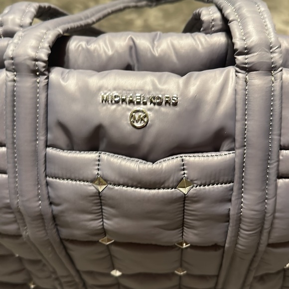 Michael Kors authentic purse - Picture 2 of 4